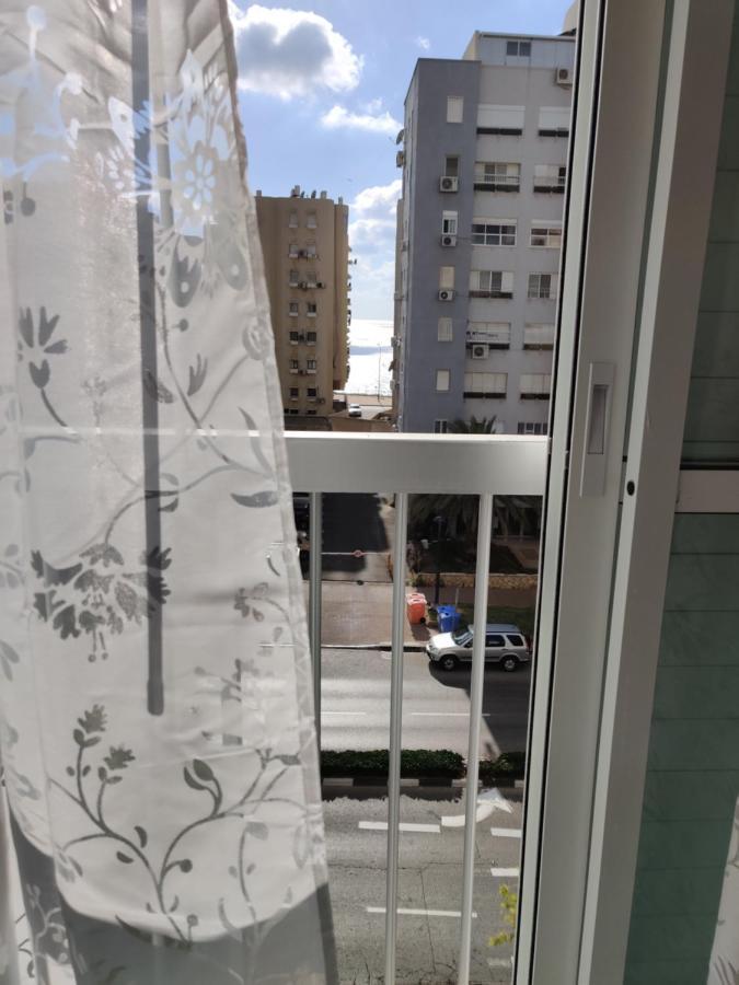 Migdal Luxury Suites Netanya J29 Bagian luar foto