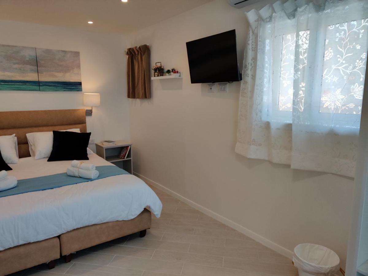 Migdal Luxury Suites Netanya J29 Bagian luar foto